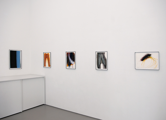 Arnulf Rainer buigt kleur