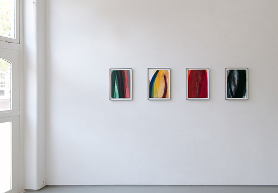 Arnulf Rainer buigt kleur
