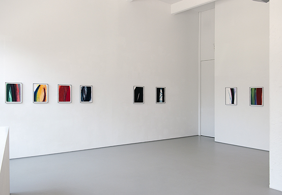 Arnulf Rainer buigt kleur