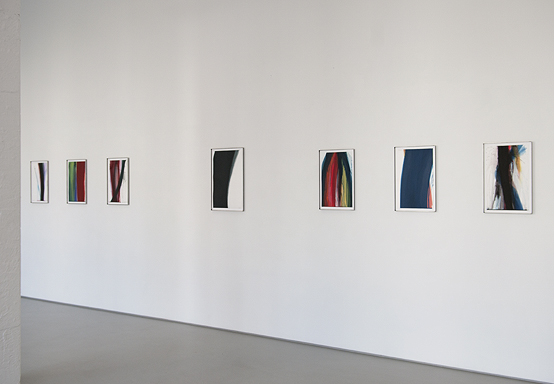 Arnulf Rainer buigt kleur